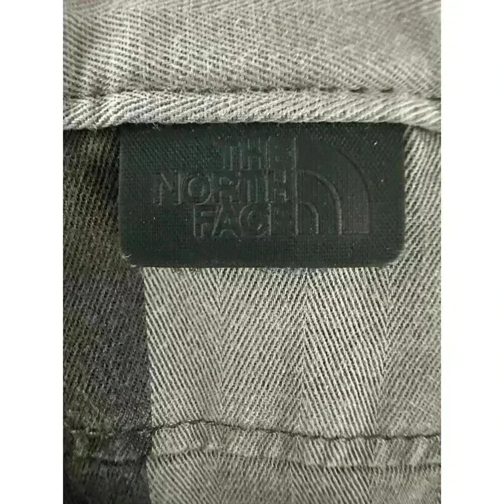 The North Face The Narrows Striped Short Men’s Size 34 Asphalt Grey
